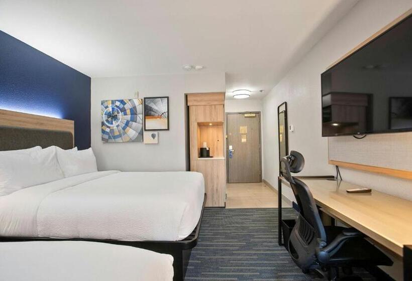 Quarto Estandar Cama Queen para Deficientes Físicos, City Express by Marriott Duluth