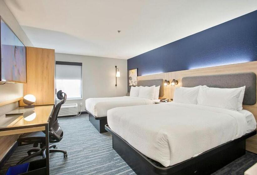 Quarto Estandar Cama Queen para Deficientes Físicos, City Express by Marriott Duluth
