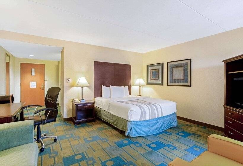 Люкс Повышенной Комфортности, La Quinta By Wyndham Boston Somerville