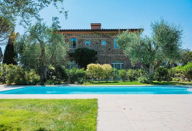 Suite with Pool, L'Andana Tenuta La Badiola