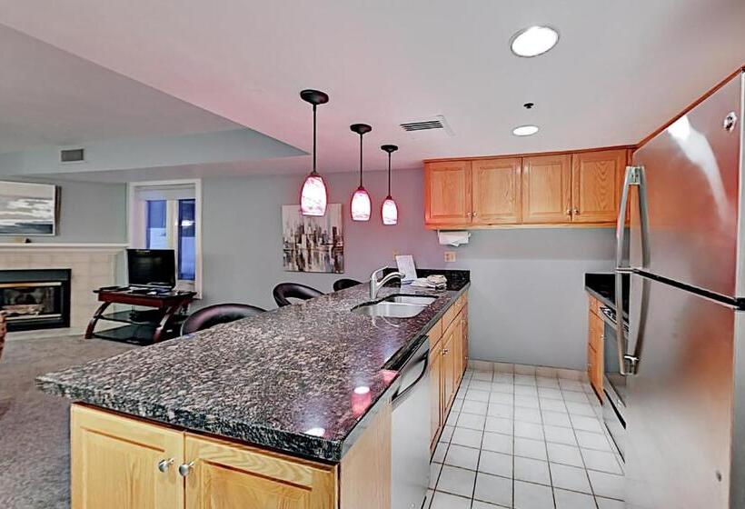 Дом 1 Спальня, Lowell Haven 267