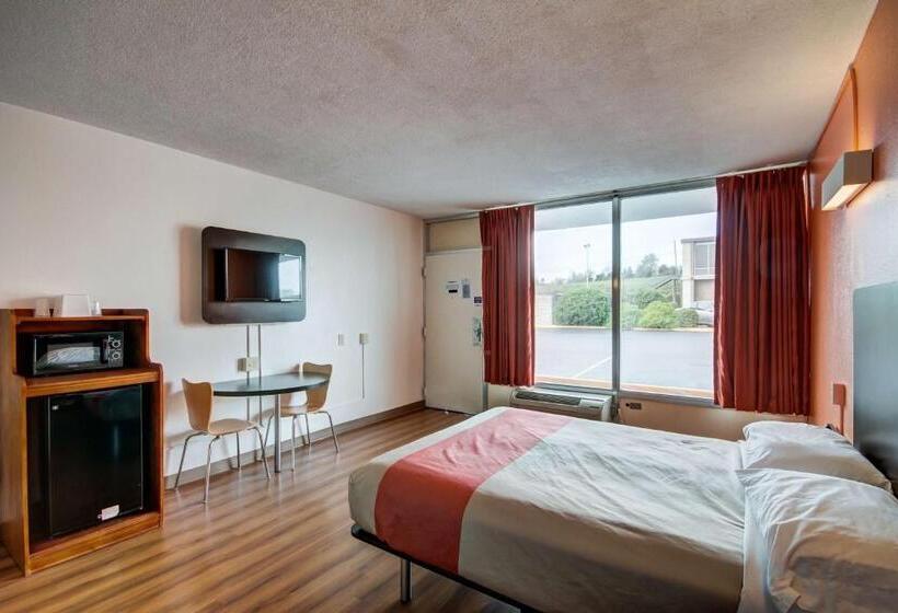 스탠다드 룸 킹사이즈 침대, Motel 6 Somerset, Ky