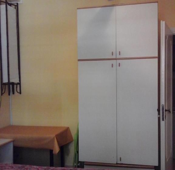 חדר סטנדרט, B&b Near Metro  Central Line   Only Wc In The Rooms 15 Minutes To Termini Station 20 To Spagna Squar