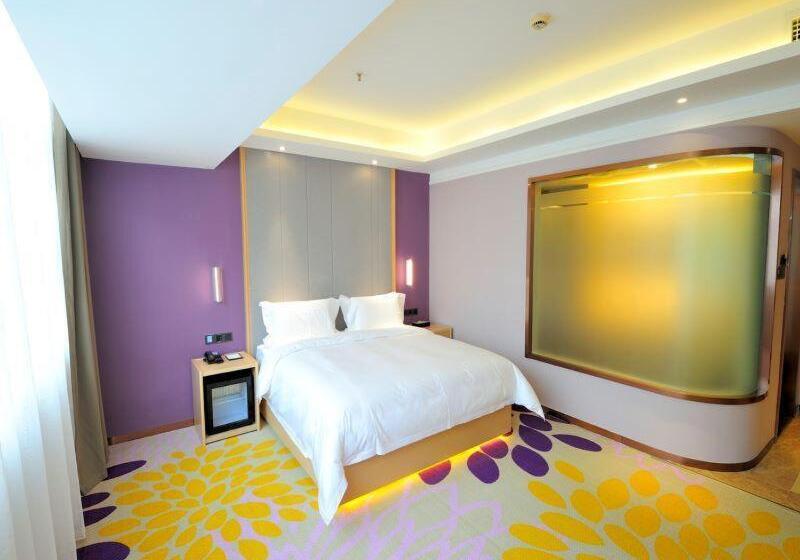 Номер Deluxe Кровать Кинг, Lavande Hotels·guangzhou Luoxi Xiajiao Metro Station