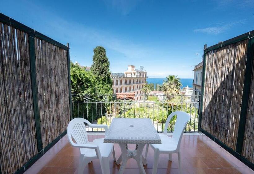 اتاق استاندارد, Villa Moschella