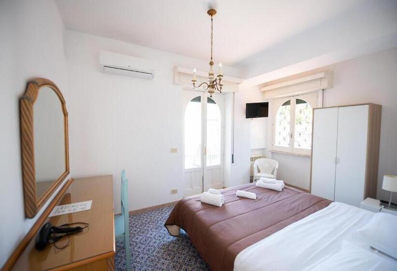 اتاق استاندارد با تراس, Villa Moschella