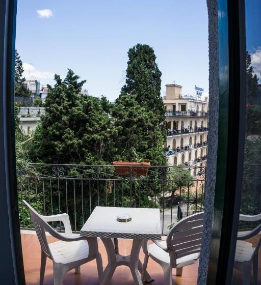 اتاق استاندارد با تراس, Villa Moschella