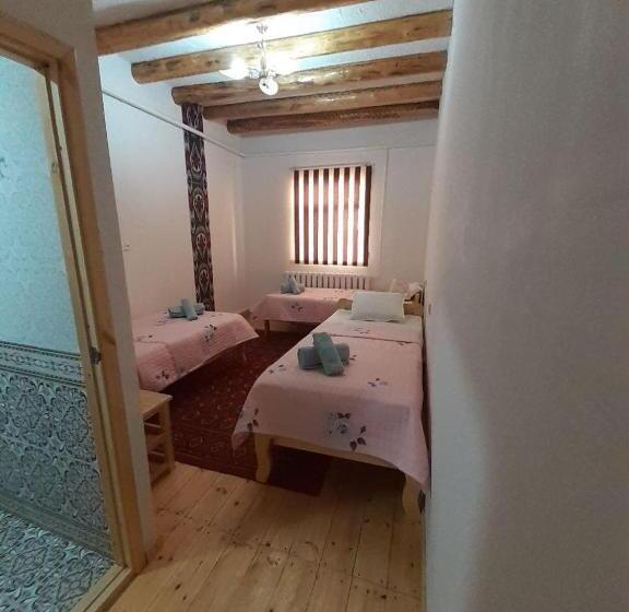 اتاق استاندارد سه نفره, Khiva Abdulla Guest House