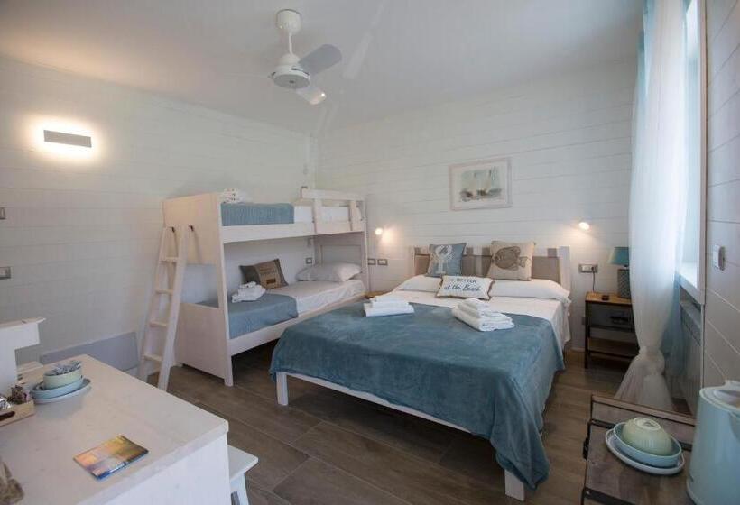 اتاق استاندارد چهار تخته, Laura E Christian   Rooms