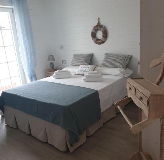 اتاق استاندارد, Laura E Christian   Rooms