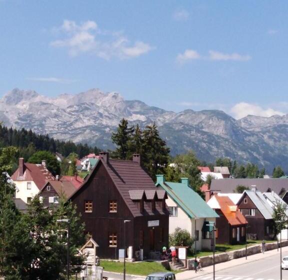 آپارتمان 1 خوابه با تراس, Apartments Durmitor