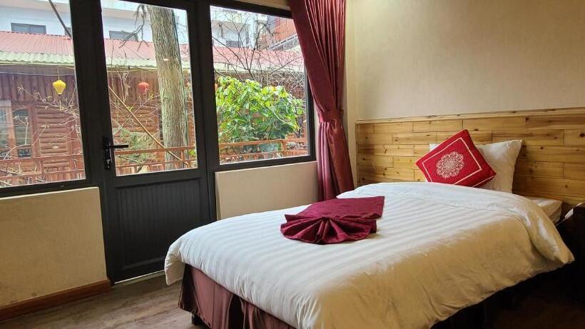 اتاق استاندارد یک نفره, Dang Khoa Garden Inn