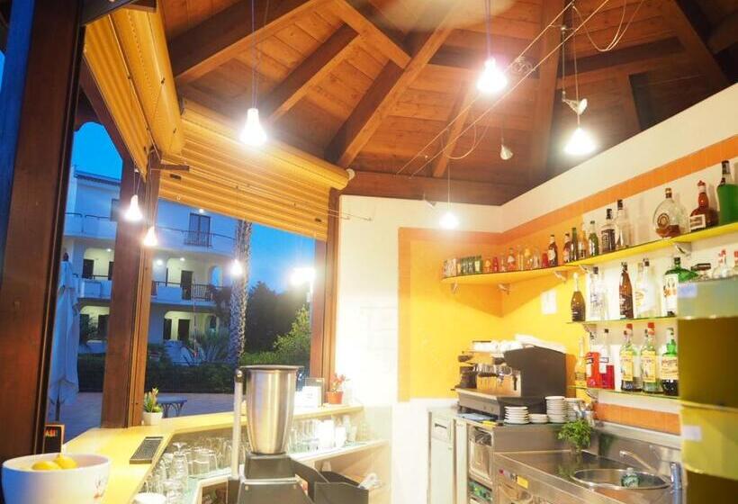 Апартаменты 1 Спальня с Балконом, Oasiclub Hotel   Appartamenti