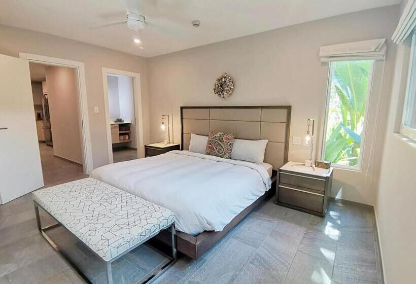 2 Bedroom Apartment with Views, Elan At Ballena Beach