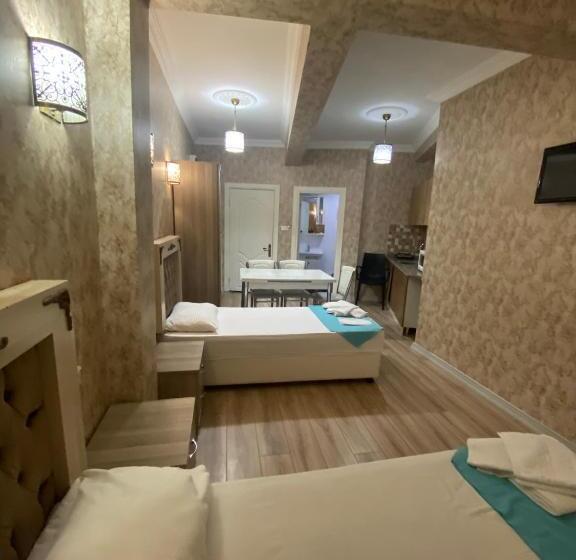 آپارتمان 2 خوابه, Amida House