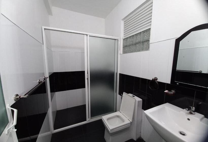 Economy Family Suite, Kandy Riverside Villa