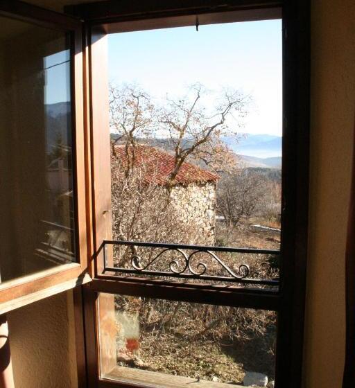 Номер Стандарт, Fonda Ca L'abel