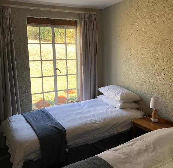 Семейный Номер, Notting Hill Lodge