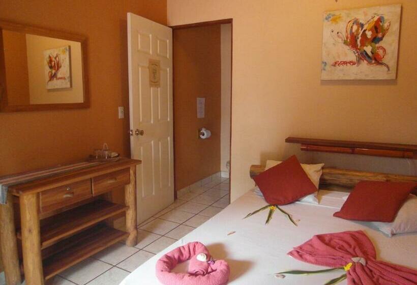 اتاق استاندارد یک نفره, Samara Palm Lodge