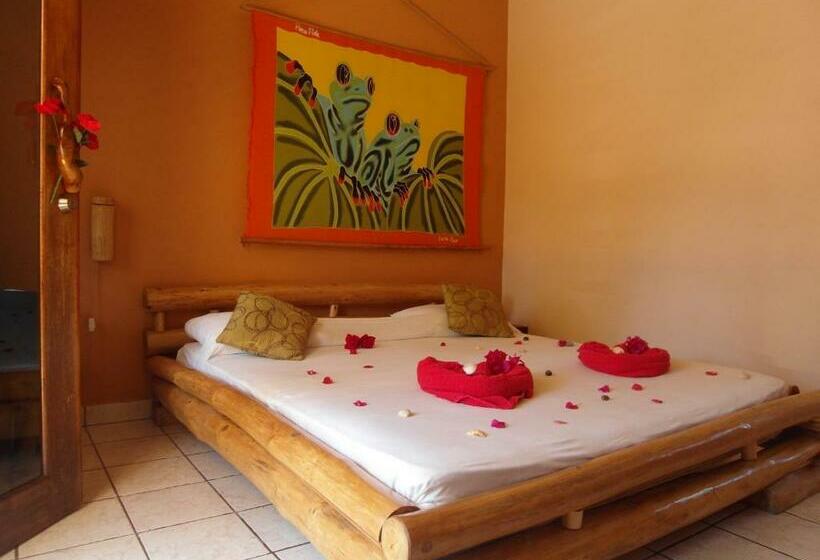 اتاق استاندارد با تخت بزرگ, Samara Palm Lodge