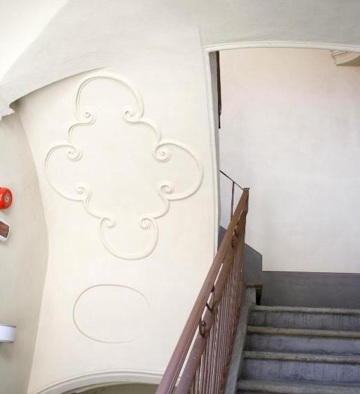 اتاق لوکس, Palazzo Sacco Hostello Fossano