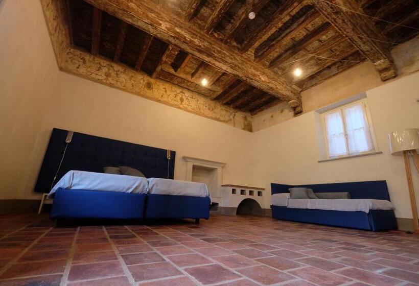 اتاق لوکس, Palazzo Sacco Hostello Fossano