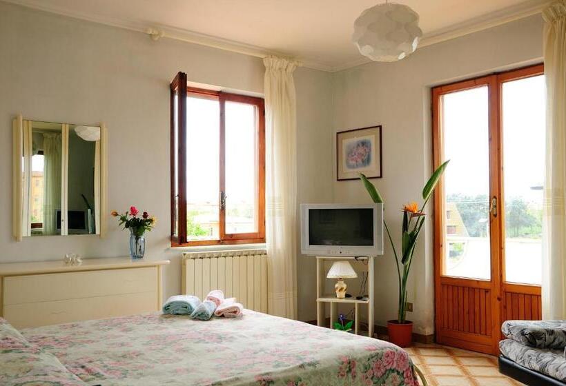 Standard room with outdoor bath, Bed And Breakfast Villa Viviana