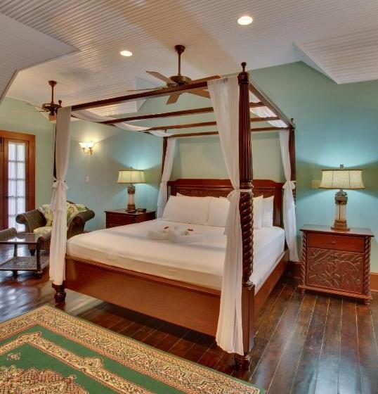 Люкс Повышенной Комфортности, Mahogany Hall Luxury Boutique Resort