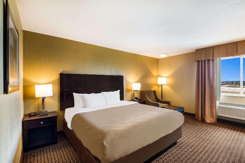 اتاق استاندارد با تخت بزرگ, Quality Inn