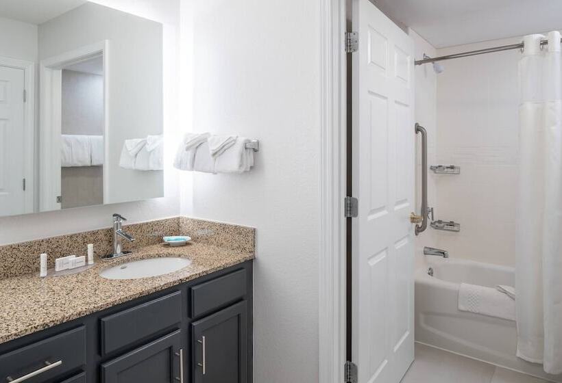 Люкс Адаптированный для Инвалидов, Residence Inn Boston Westford