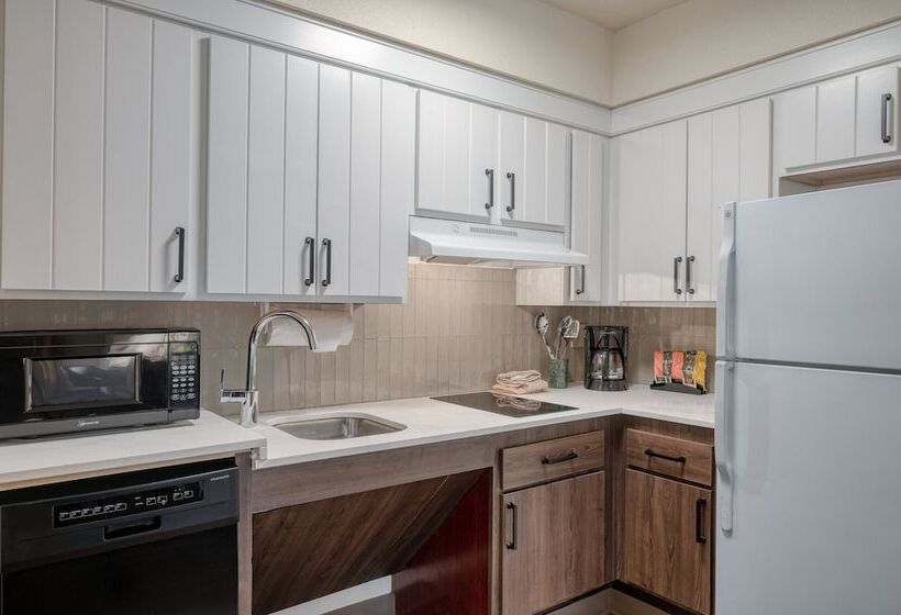 سوئیت برای معلولان, Staybridge Suites Allentown Airport Lehigh Valley, An Ihg