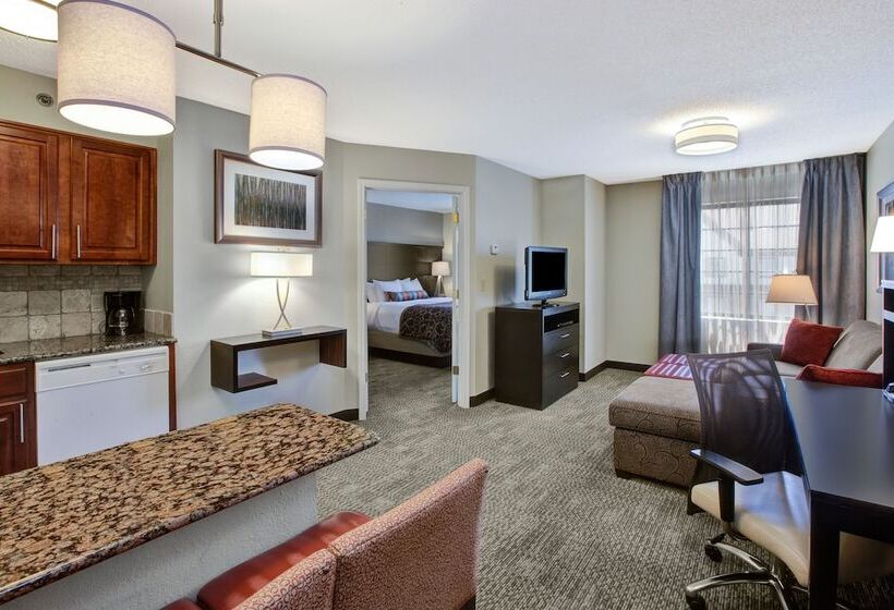 سوییت, Staybridge Suites Louisville   East, An Ihg