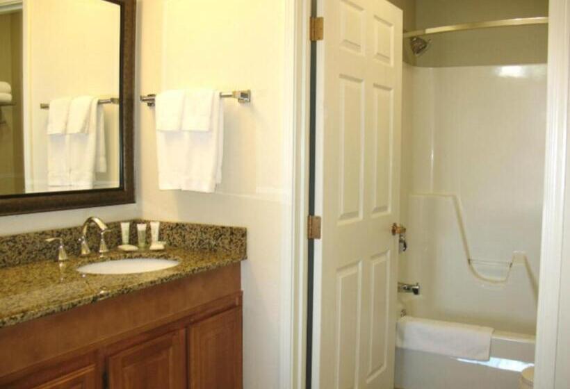 Люкс Кровать Кинг, Staybridge Suites Minneapolis Bloomington, An Ihg