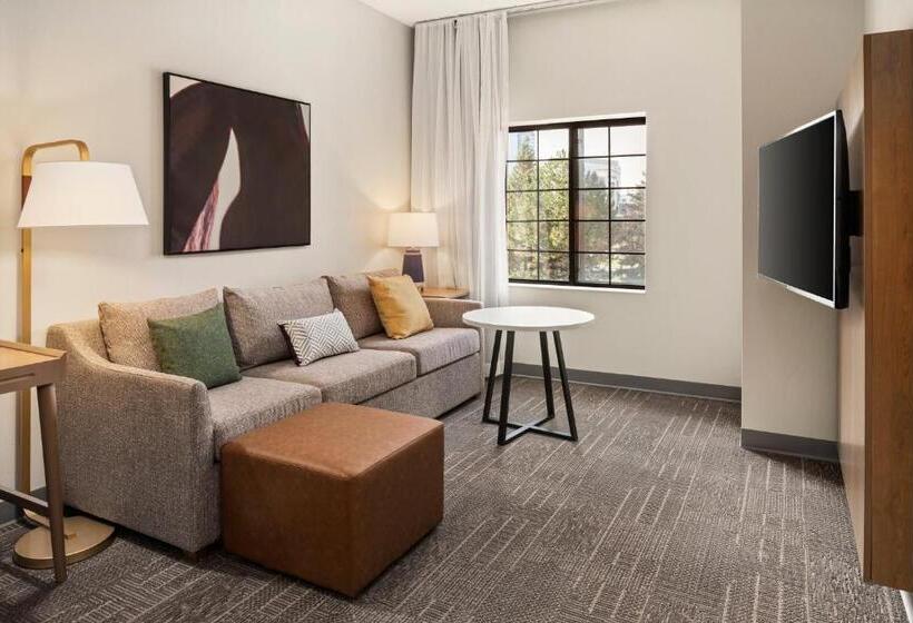 Номер Deluxe, Staybridge Suites Minneapolis Bloomington, An Ihg