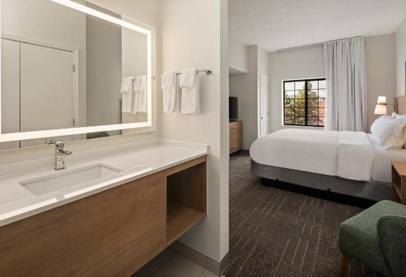 Номер Deluxe, Staybridge Suites Minneapolis Bloomington, An Ihg