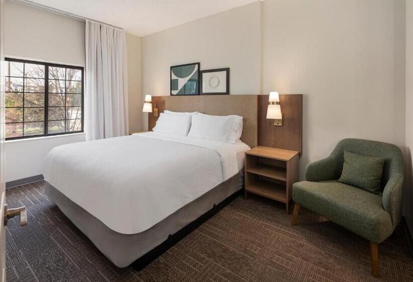 Номер Deluxe, Staybridge Suites Minneapolis Bloomington, An Ihg