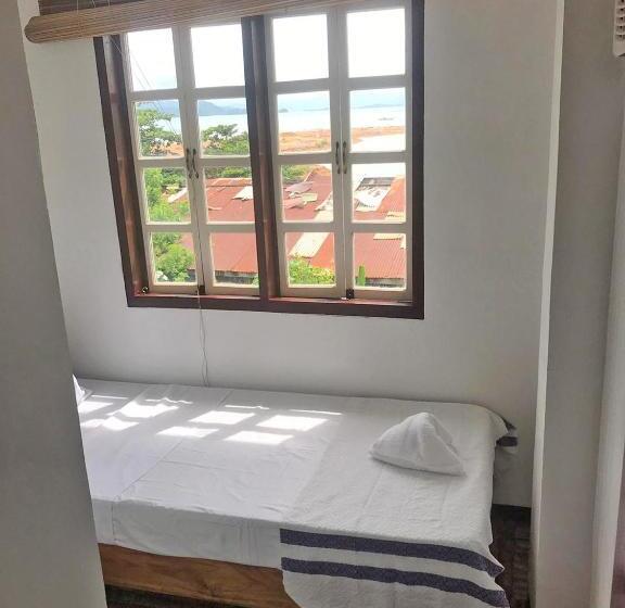 اتاق اکونومی یک تخته, Marina 4rooms