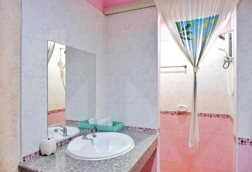 Номер Стандарт Трехместный, Bali Boutique Hotel Suratthani