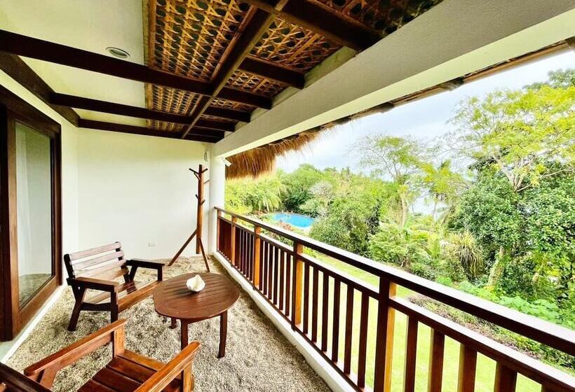 اتاق لوکس با چشم‌انداز دریا, Amun Ini Beach Resort & Spa
