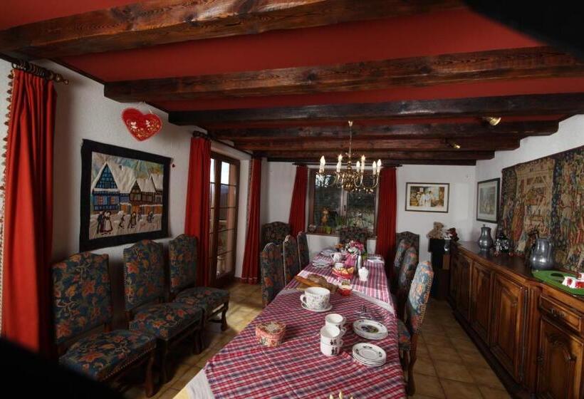Семейный Номер Вид на Сад, Maison D Hôtes La Cerisaie