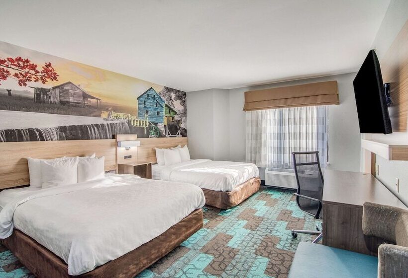Номер Стандарт 2 Двуспальные Кровати, Clarion Pointe Wake Forest   Raleigh North