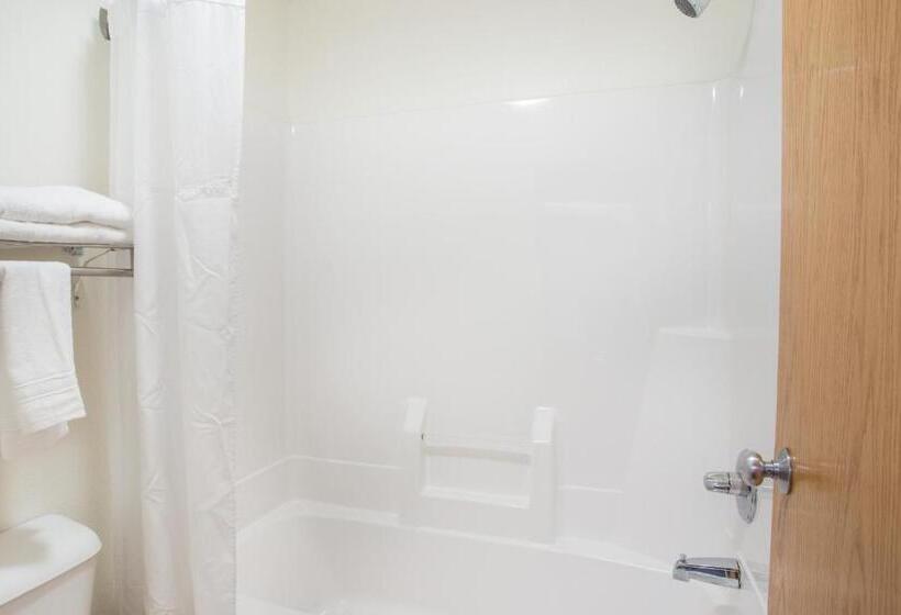 スイート, Super 8 By Wyndham Monmouth Il