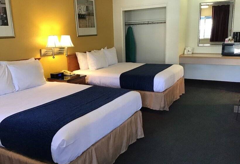 Номер Стандарт 2 Двуспальные Кровати, Travelodge By Wyndham Pendleton Or