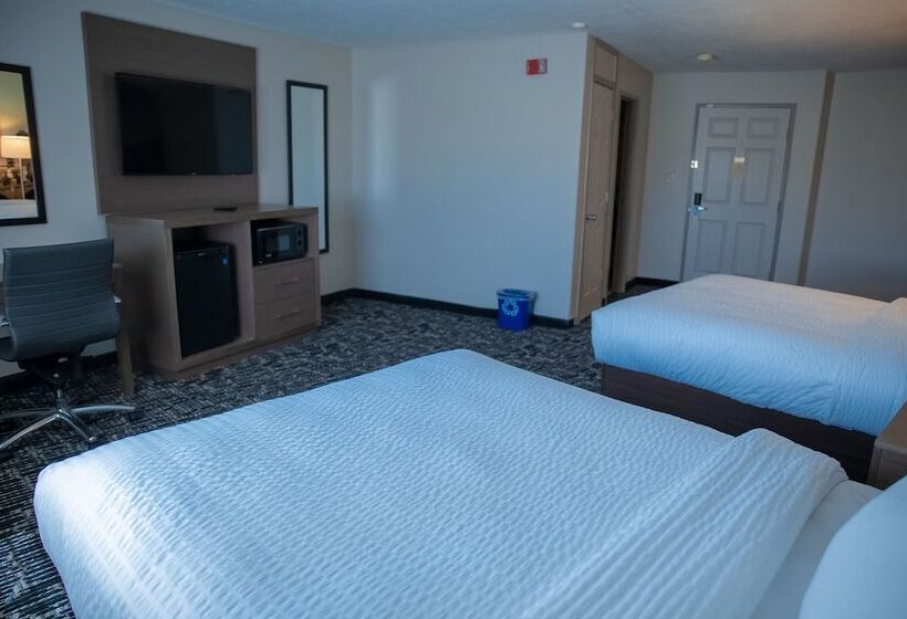 ２ダブルベッドのスタンダードルーム, Clarion Pointe Indianapolis Airport
