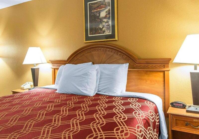 스탠다드 룸 킹사이즈 침대, Econo Lodge