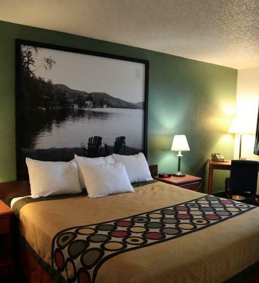 Стандартный Номер Кровать Кинг, Super 8 By Wyndham Queensbury Glen Falls, Lake George Area