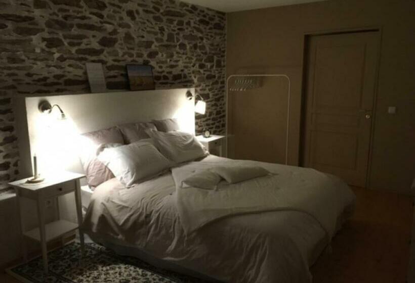 家庭间, Les Bouyeres