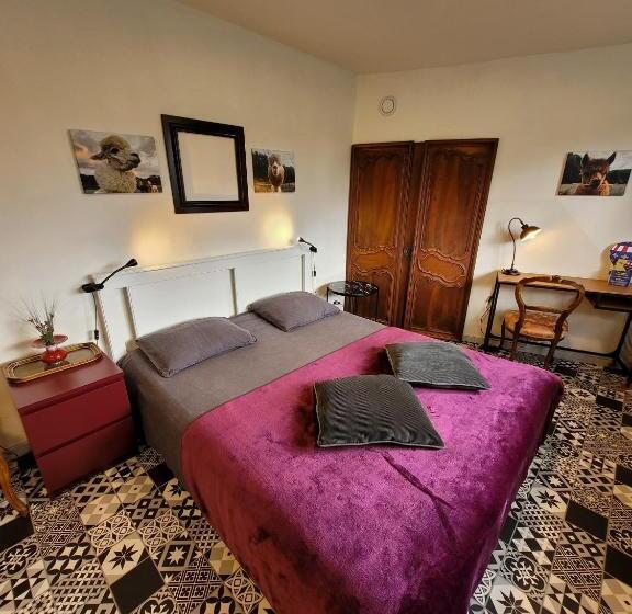 Номер Стандарт Трехместный, Guest House Près Des Montgolfières