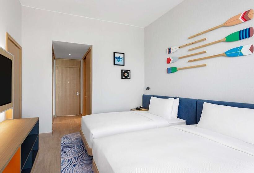 스탠다드 룸 더블 침대 2개, Hampton By Hilton Marjan Island