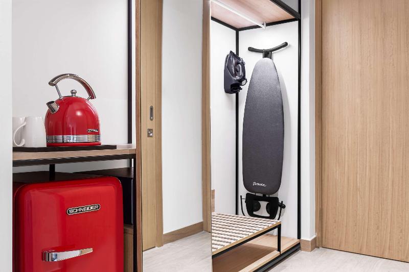 스탠다드 룸 킹사이즈 침대, Hampton By Hilton Marjan Island